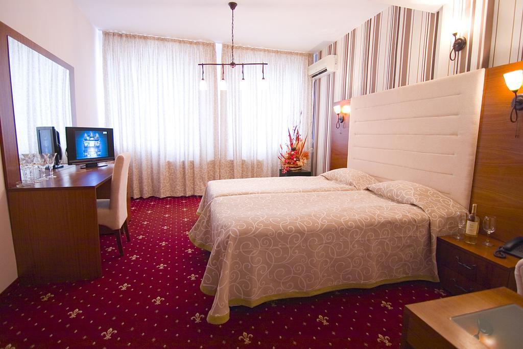 Arena Tarnovo Hotel Weliko Tarnowo Zimmer foto